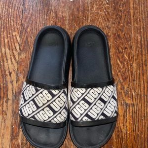 UGG Slides